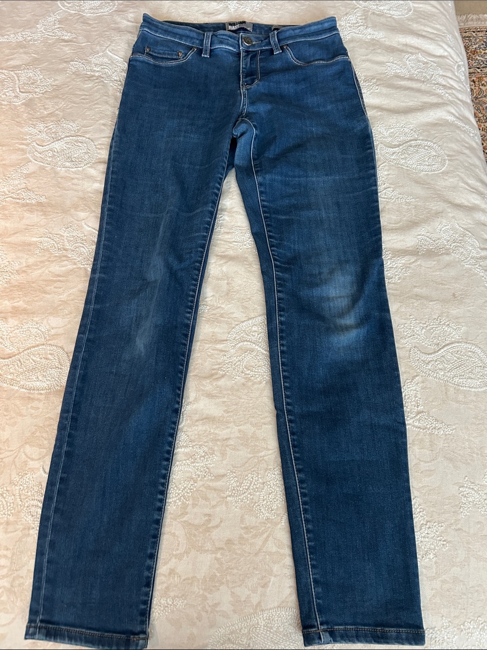 🔥 William Rast Mid Rise Slim Leg Jeans | Classic Dark Wash | Size 6